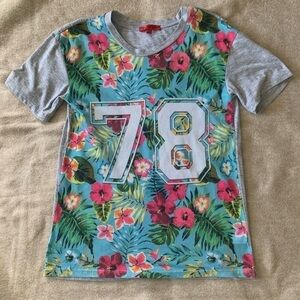 Hot Kiss Women’s Shirt